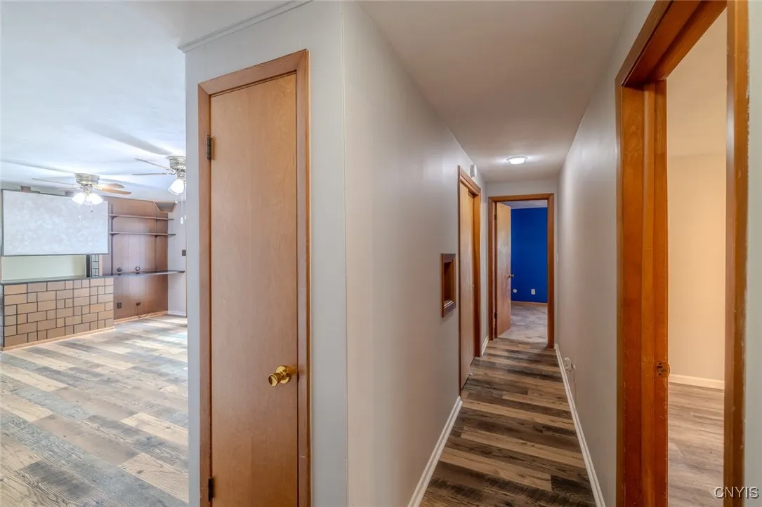Hallway to Bed 1 & 2