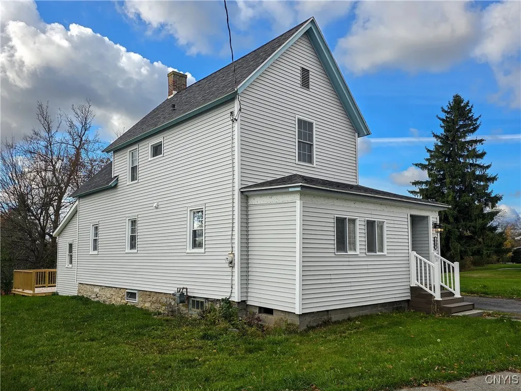 210 St Lawrence Avenue East, Brownville, New York, Brownville, New York 13615, 4 Bedrooms Bedrooms, 10 Rooms Rooms,1 BathroomBathrooms,Residential,For Sale,210 St Lawrence Avenue East, Brownville, New York ,0,S1647306