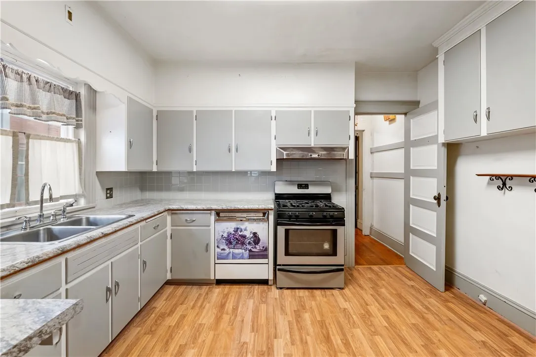 14 Adsit Place, Hornell, New York 14843, Hornell, New York 14843, 4 Bedrooms Bedrooms, 7 Rooms Rooms,1 BathroomBathrooms,Residential,For Sale,14 Adsit Place, Hornell, New York 14843,0,R1615700