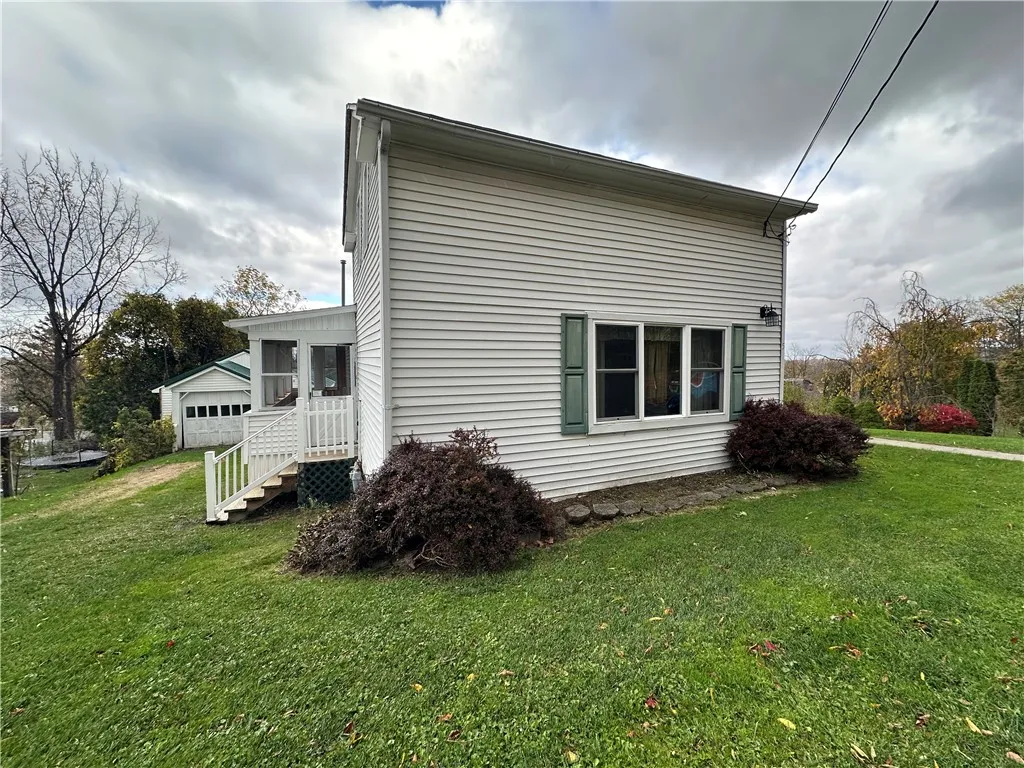 5 First Hill Street, Mentz, New York 13140, Mentz, New York 13140, 3 Bedrooms Bedrooms, 6 Rooms Rooms,1 BathroomBathrooms,Residential,For Sale,5 First Hill Street, Mentz, New York 13140,0,R1646973 5 First Hill Street, Mentz, New York 13140, Mentz, New York 13140, 3 Bedrooms Bedrooms, 6 Rooms Rooms,1 BathroomBathrooms,Residential,For Sale,5 First Hill Street, Mentz, New York 13140,0,R1646973