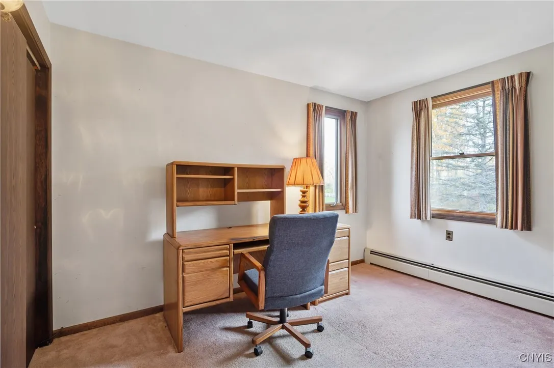 4th bedroom could be used as an office as well. 4th bedroom could be used as an office as well.