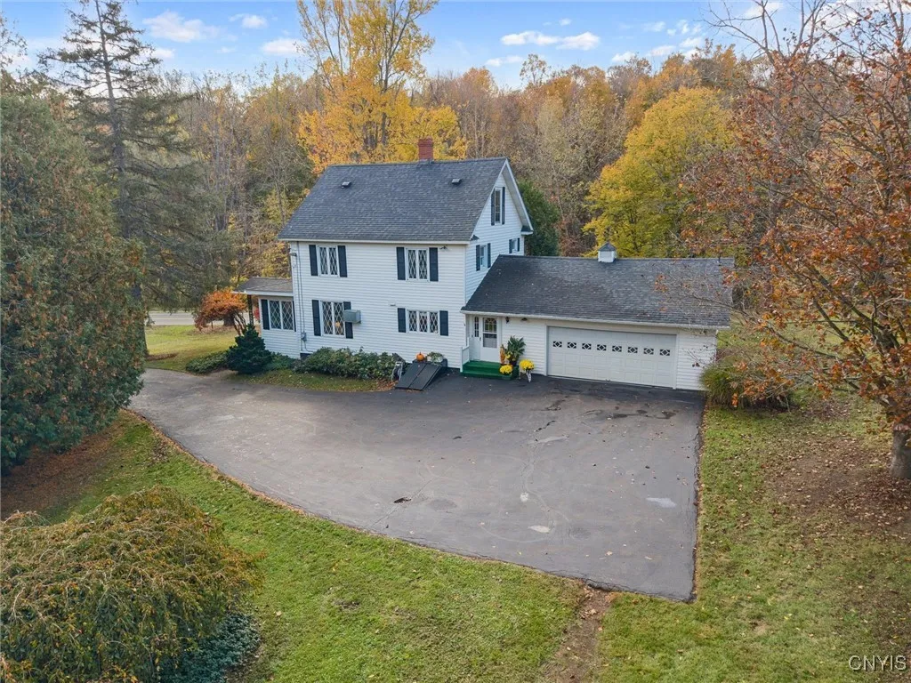 PLENTY OF PARKING ON NEWLY SEALED DRIVEWAY