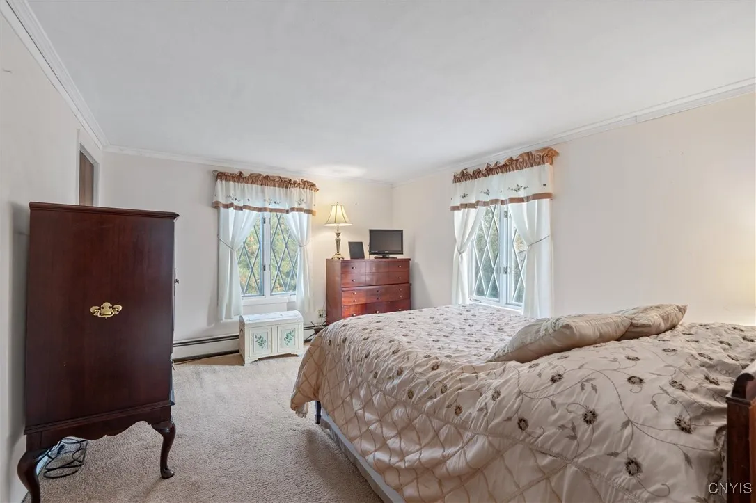 COZY PEACEFUL BEDROOM