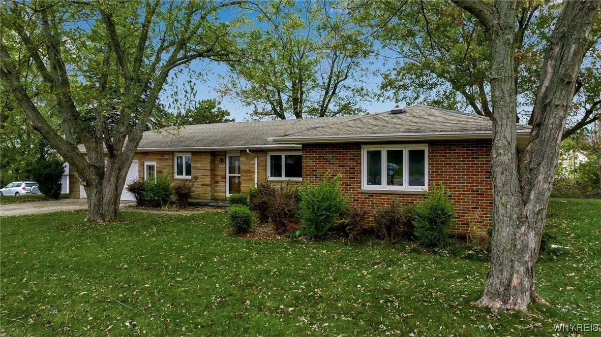 3708 Big Tree Road, Hamburg, New York 14075, Hamburg, New York 14075, 3 Bedrooms Bedrooms, 7 Rooms Rooms,2 BathroomsBathrooms,Residential,Closed,3708 Big Tree Road, Hamburg, New York 14075,0,B1646847