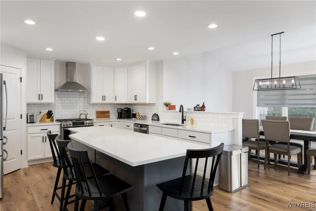 23 Greenspring Court, West Seneca, New York 14224, West Seneca, New York 14224, 4 Bedrooms Bedrooms, 13 Rooms Rooms,2 BathroomsBathrooms,Residential,For Sale,23 Greenspring Court, West Seneca, New York 14224,0,B1647313