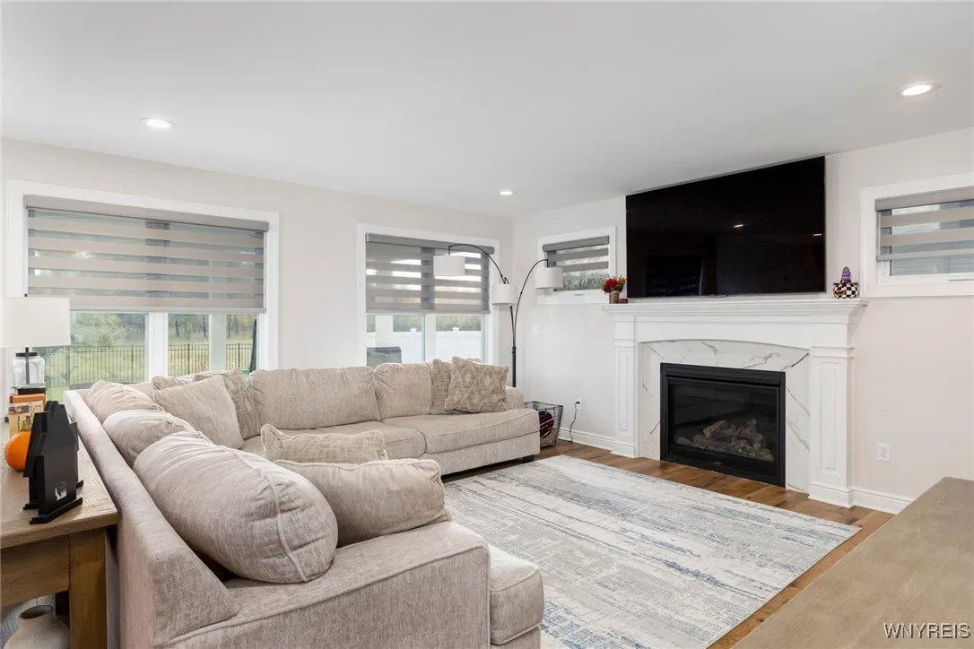 23 Greenspring Court, West Seneca, New York 14224, West Seneca, New York 14224, 4 Bedrooms Bedrooms, 13 Rooms Rooms,2 BathroomsBathrooms,Residential,For Sale,23 Greenspring Court, West Seneca, New York 14224,0,B1647313