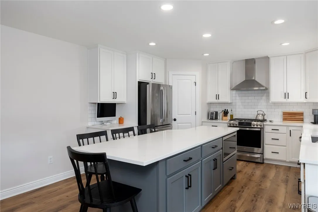 23 Greenspring Court, West Seneca, New York 14224, West Seneca, New York 14224, 4 Bedrooms Bedrooms, 13 Rooms Rooms,2 BathroomsBathrooms,Residential,For Sale,23 Greenspring Court, West Seneca, New York 14224,0,B1647313
