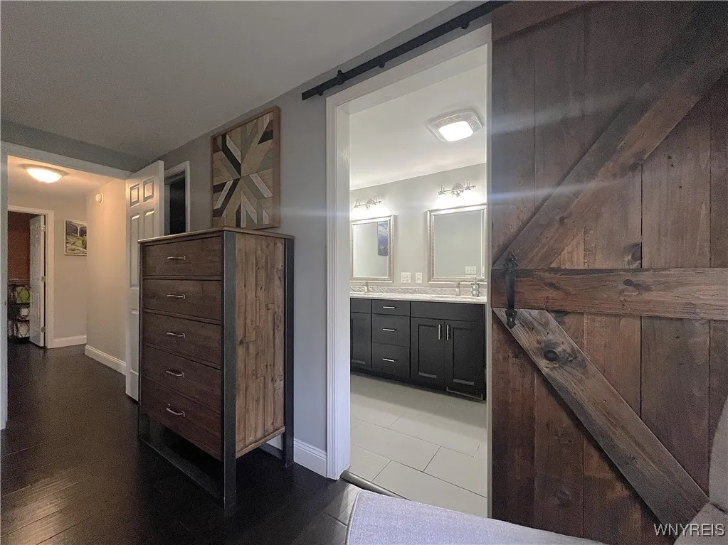 7812 Northfield Road, Clarence, New York 14032, Clarence, New York 14032, 3 Bedrooms Bedrooms, 8 Rooms Rooms,2 BathroomsBathrooms,Residential,Closed,7812 Northfield Road, Clarence, New York 14032,0,B1647260