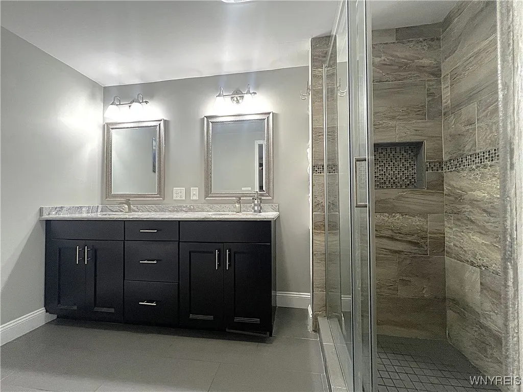 7812 Northfield Road, Clarence, New York 14032, Clarence, New York 14032, 3 Bedrooms Bedrooms, 8 Rooms Rooms,2 BathroomsBathrooms,Residential,Closed,7812 Northfield Road, Clarence, New York 14032,0,B1647260