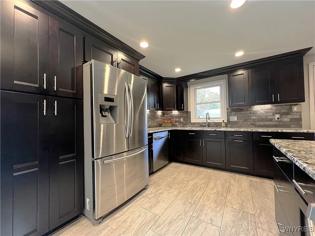7812 Northfield Road, Clarence, New York 14032, Clarence, New York 14032, 3 Bedrooms Bedrooms, 8 Rooms Rooms,2 BathroomsBathrooms,Residential,Closed,7812 Northfield Road, Clarence, New York 14032,0,B1647260