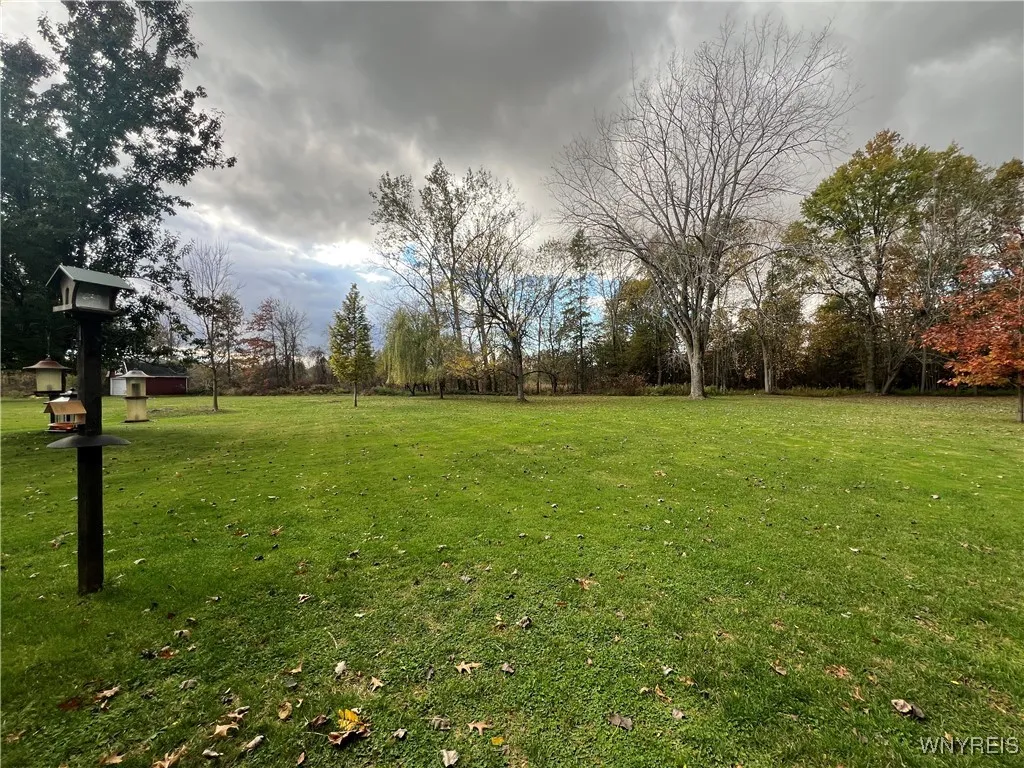 7812 Northfield Road, Clarence, New York 14032, Clarence, New York 14032, 3 Bedrooms Bedrooms, 8 Rooms Rooms,2 BathroomsBathrooms,Residential,Closed,7812 Northfield Road, Clarence, New York 14032,0,B1647260