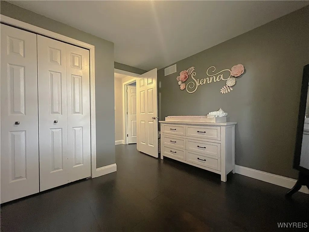 7812 Northfield Road, Clarence, New York 14032, Clarence, New York 14032, 3 Bedrooms Bedrooms, 8 Rooms Rooms,2 BathroomsBathrooms,Residential,Closed,7812 Northfield Road, Clarence, New York 14032,0,B1647260