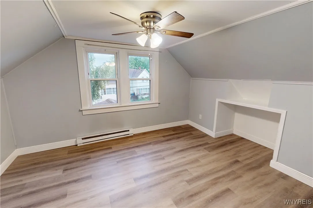 118 Pries (upper) - Bedroom #1