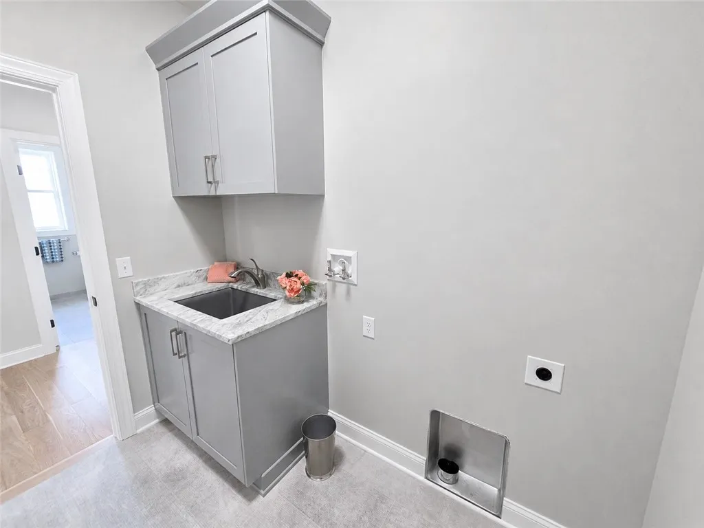6340 Brookhill Drive, Victor, New York 14564, Victor, New York 14564, 3 Bedroom Bedrooms, 6 Room Rooms,2 BathroomBathrooms,Residential,For Sale,6340 Brookhill Drive, Victor, New York 14564,0,R1638794