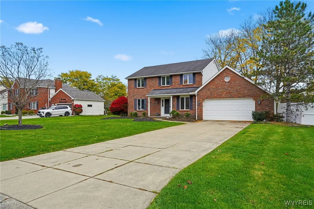 8221 Clarence Lane North, Clarence, New York 14051, Clarence, New York 14051, 5 Bedrooms Bedrooms, 10 Rooms Rooms,2 BathroomsBathrooms,Residential Lease,Closed,8221 Clarence Lane North, Clarence, New York 14051,0,B1647388