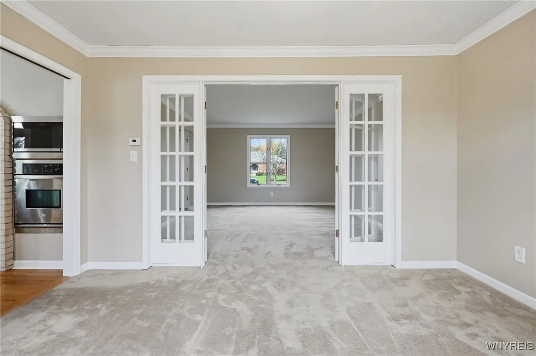 8221 Clarence Lane North, Clarence, New York 14051, Clarence, New York 14051, 5 Bedrooms Bedrooms, 10 Rooms Rooms,2 BathroomsBathrooms,Residential Lease,Closed,8221 Clarence Lane North, Clarence, New York 14051,0,B1647388