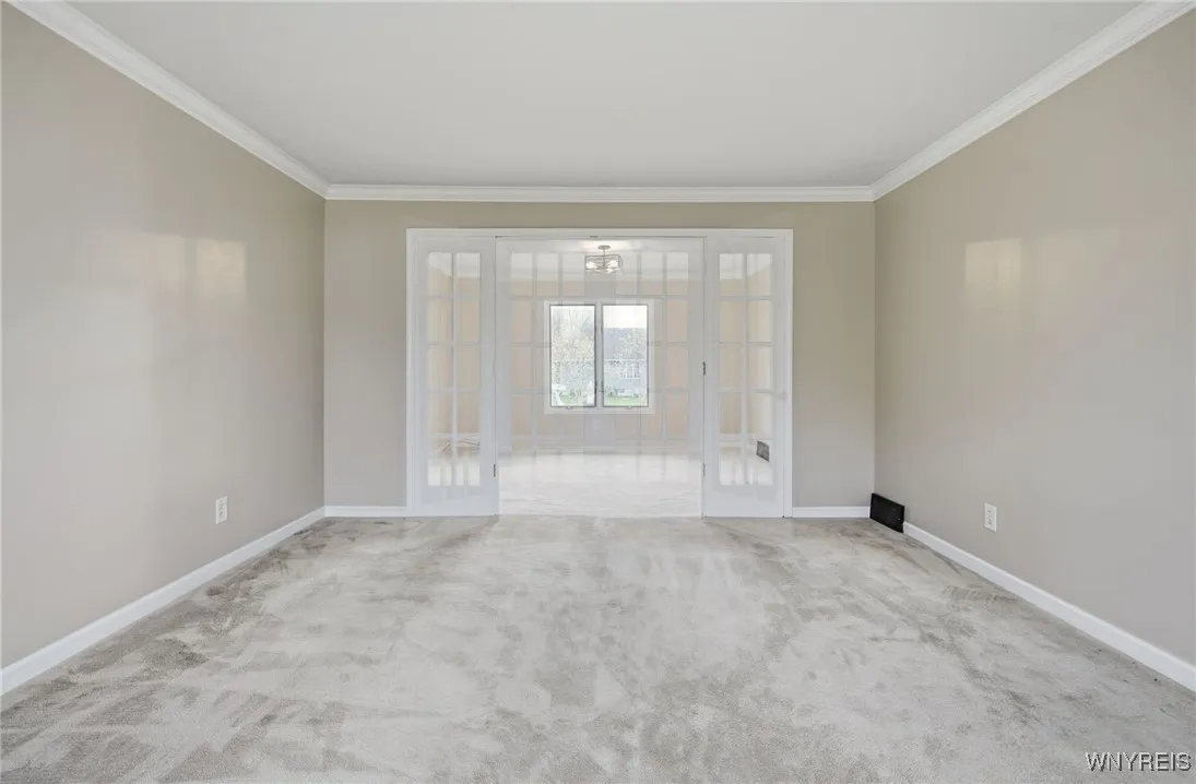 8221 Clarence Lane North, Clarence, New York 14051, Clarence, New York 14051, 5 Bedrooms Bedrooms, 10 Rooms Rooms,2 BathroomsBathrooms,Residential Lease,Closed,8221 Clarence Lane North, Clarence, New York 14051,0,B1647388