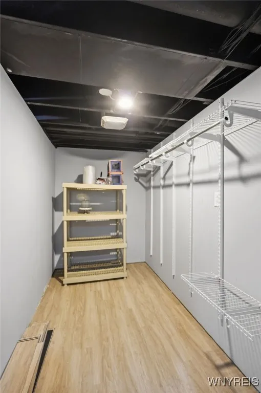 8221 Clarence Lane North, Clarence, New York 14051, Clarence, New York 14051, 5 Bedrooms Bedrooms, 10 Rooms Rooms,2 BathroomsBathrooms,Residential Lease,Closed,8221 Clarence Lane North, Clarence, New York 14051,0,B1647388