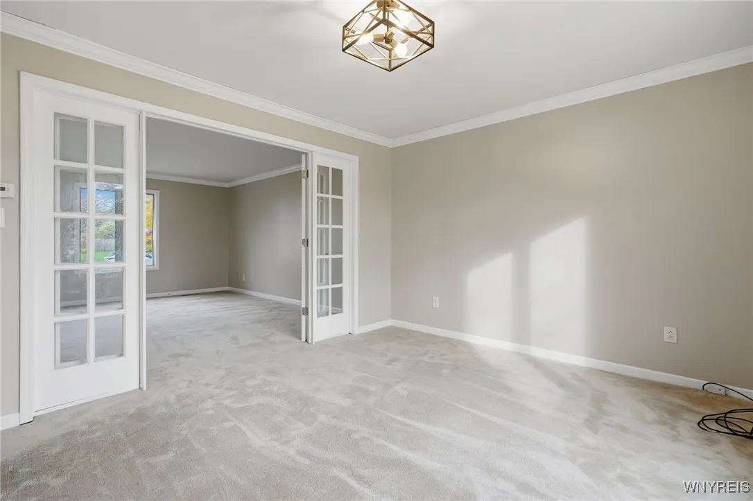 8221 Clarence Lane North, Clarence, New York 14051, Clarence, New York 14051, 5 Bedrooms Bedrooms, 10 Rooms Rooms,2 BathroomsBathrooms,Residential Lease,Closed,8221 Clarence Lane North, Clarence, New York 14051,0,B1647388