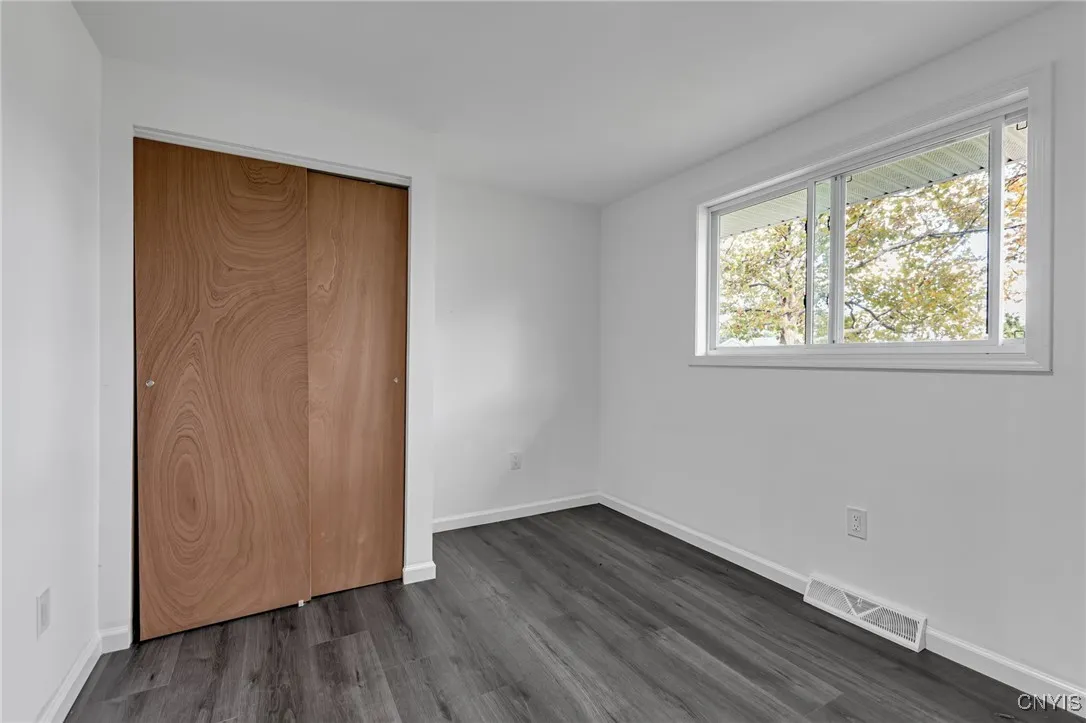 4710 Cottage Road, Royalton, New York 14067, Royalton, New York 14067, 4 Bedrooms Bedrooms, 9 Rooms Rooms,1 BathroomBathrooms,Residential,For Sale,4710 Cottage Road, Royalton, New York 14067,0,S1647155