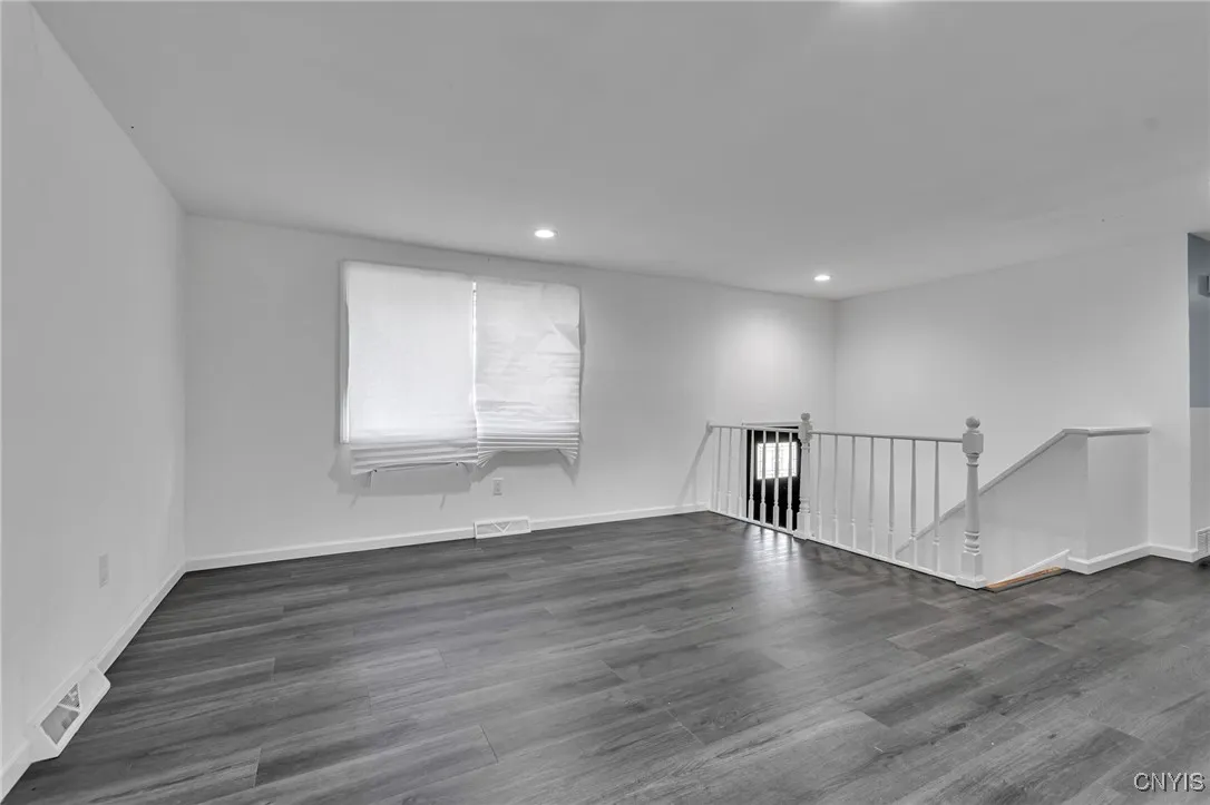 4710 Cottage Road, Royalton, New York 14067, Royalton, New York 14067, 4 Bedrooms Bedrooms, 9 Rooms Rooms,1 BathroomBathrooms,Residential,For Sale,4710 Cottage Road, Royalton, New York 14067,0,S1647155