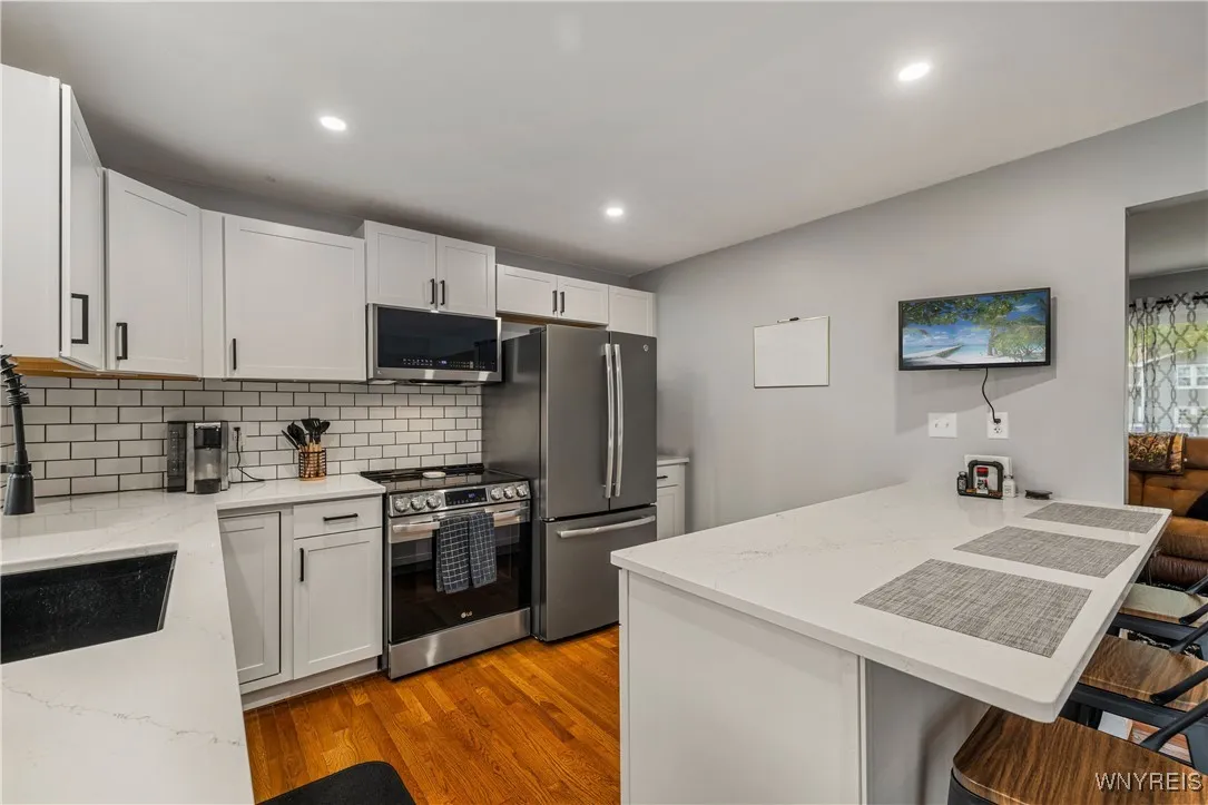 22 Crescent Drive, Newstead, New York 14001, Newstead, New York 14001, 3 Bedrooms Bedrooms, 7 Rooms Rooms,2 BathroomsBathrooms,Residential,For Sale,22 Crescent Drive, Newstead, New York 14001,0,B1647257