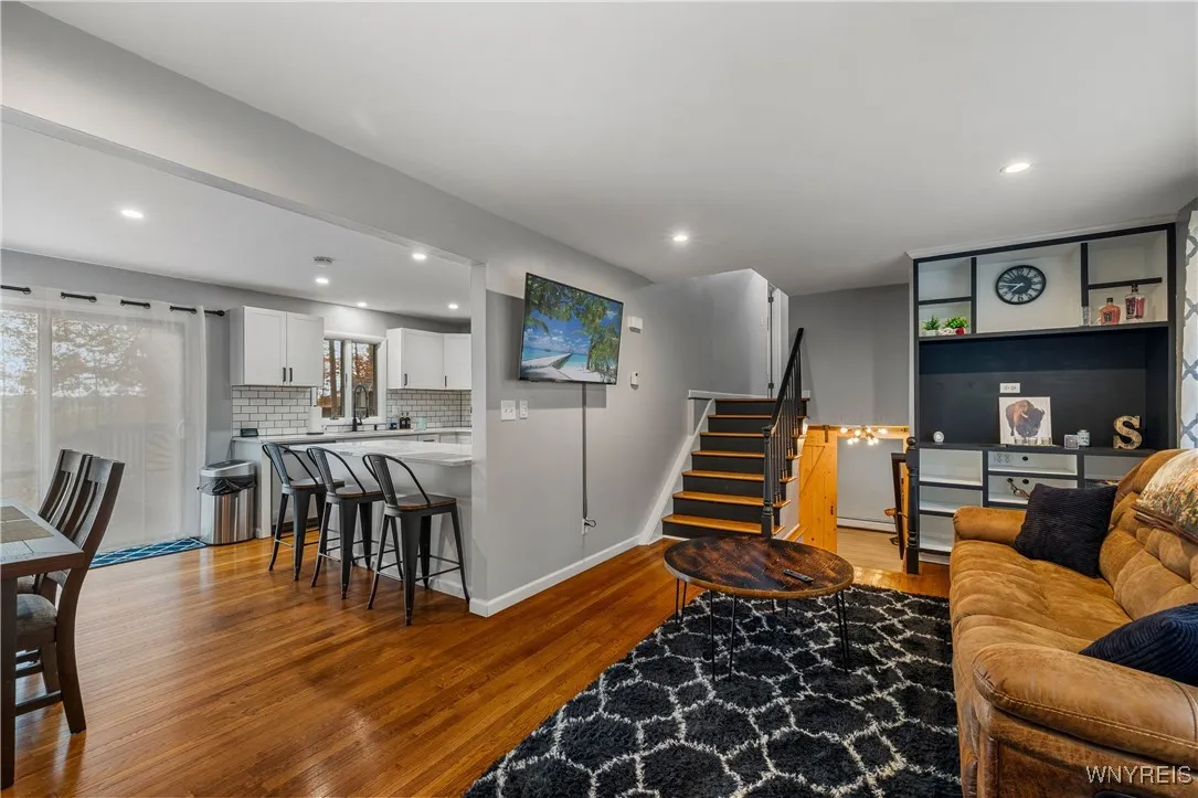 22 Crescent Drive, Newstead, New York 14001, Newstead, New York 14001, 3 Bedrooms Bedrooms, 7 Rooms Rooms,2 BathroomsBathrooms,Residential,For Sale,22 Crescent Drive, Newstead, New York 14001,0,B1647257