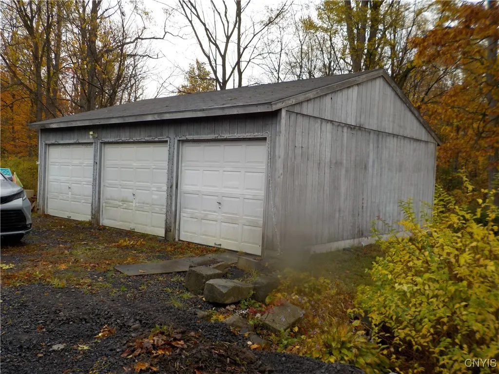 12095 Broadway Road, Victory, New York 13033, Victory, New York 13033, 5 Bedrooms Bedrooms, 10 Rooms Rooms,2 BathroomsBathrooms,Residential,For Sale,12095 Broadway Road, Victory, New York 13033,0,S1647423