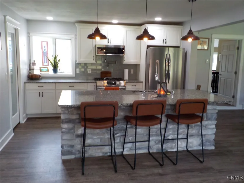 12095 Broadway Road, Victory, New York 13033, Victory, New York 13033, 5 Bedrooms Bedrooms, 10 Rooms Rooms,2 BathroomsBathrooms,Residential,For Sale,12095 Broadway Road, Victory, New York 13033,0,S1647423