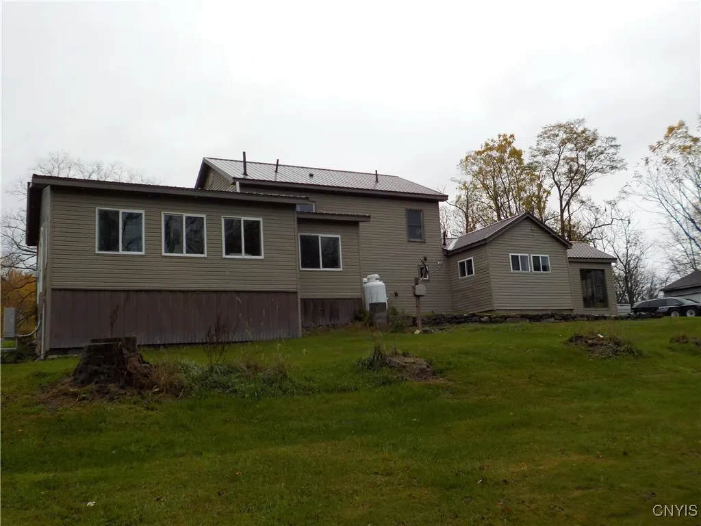 12095 Broadway Road, Victory, New York 13033, Victory, New York 13033, 5 Bedrooms Bedrooms, 10 Rooms Rooms,2 BathroomsBathrooms,Residential,For Sale,12095 Broadway Road, Victory, New York 13033,0,S1647423