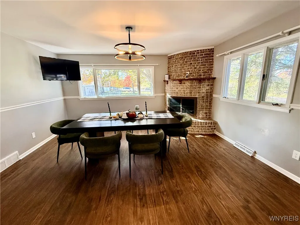 201 Oak Street, Batavia City, New York 14020, Batavia City, New York 14020, 3 Bedrooms Bedrooms, 8 Rooms Rooms,3 BathroomsBathrooms,Residential,For Sale,201 Oak Street, Batavia City, New York 14020,0,B1647440