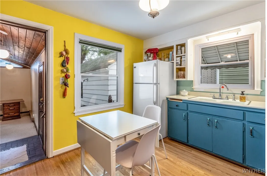 188 Northwood - Kitchen