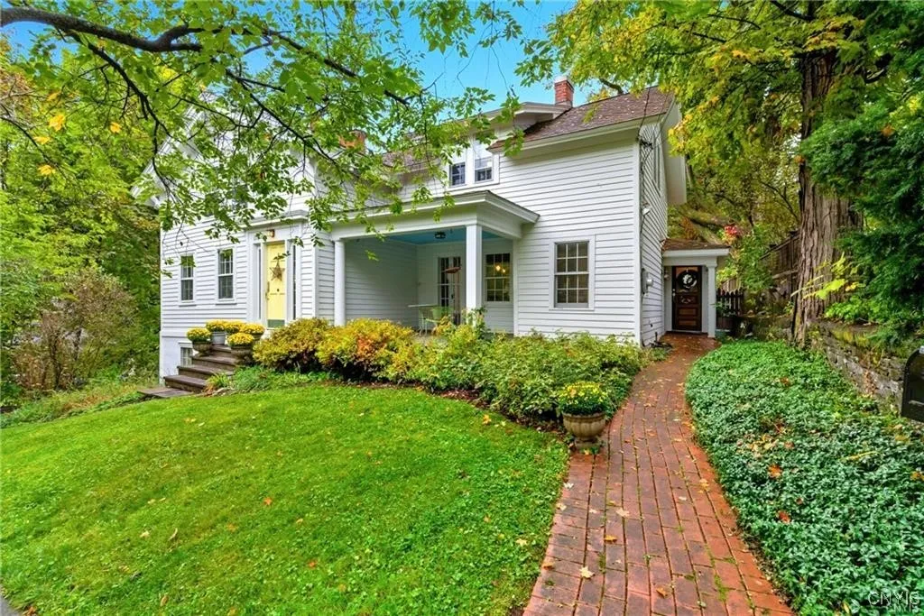 119 Elm Street, Manlius, New York 13066, Manlius, New York 13066, 4 Bedrooms Bedrooms, 13 Rooms Rooms,2 BathroomsBathrooms,Residential,For Sale,119 Elm Street, Manlius, New York 13066,0,S1647467