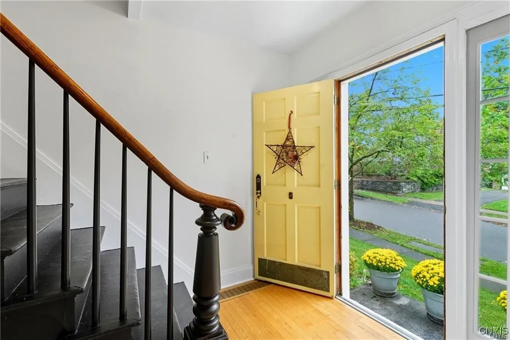 119 Elm Street, Manlius, New York 13066, Manlius, New York 13066, 4 Bedrooms Bedrooms, 13 Rooms Rooms,2 BathroomsBathrooms,Residential,For Sale,119 Elm Street, Manlius, New York 13066,0,S1647467