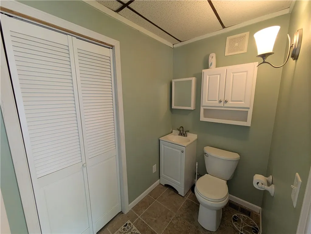 3105 Main St Street, Caledonia, New York 14423, Caledonia, New York 14423, ,Commercial Lease,For Rent,3105 Main St Street, Caledonia, New York 14423,0,R1647186