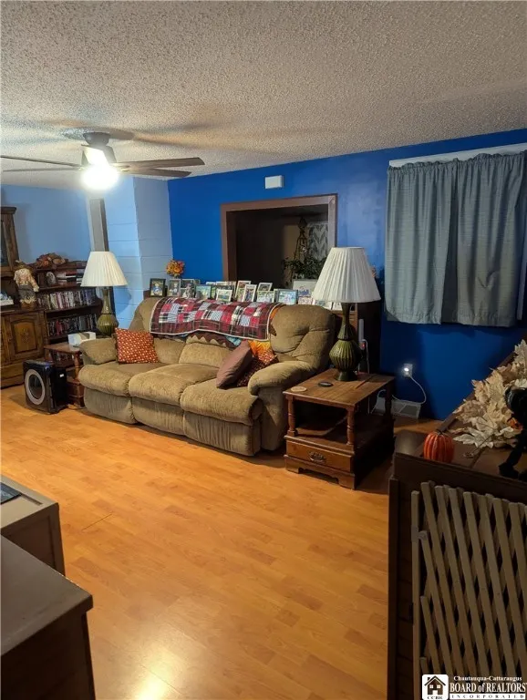 2573 E.middle Road, Sheridan, New York 14136, Sheridan, New York 14136, 3 Bedrooms Bedrooms, 7 Rooms Rooms,1 BathroomBathrooms,Residential,For Sale,2573 E.middle Road, Sheridan, New York 14136,0,R1629085