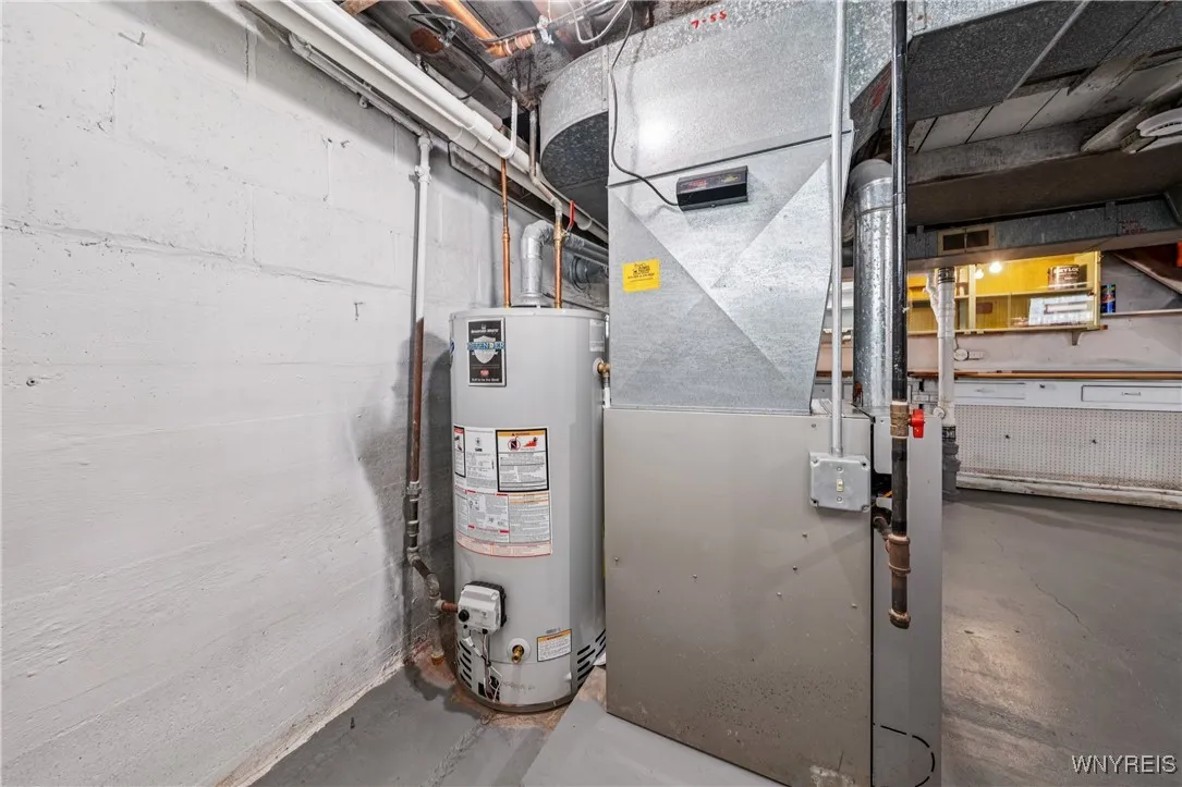 271 Niagara Street, Tonawanda, New York 14150, Tonawanda, New York 14150, 2 Bedrooms Bedrooms, 5 Rooms Rooms,1 BathroomBathrooms,Residential,For Sale,271 Niagara Street, Tonawanda, New York 14150,0,B1647453