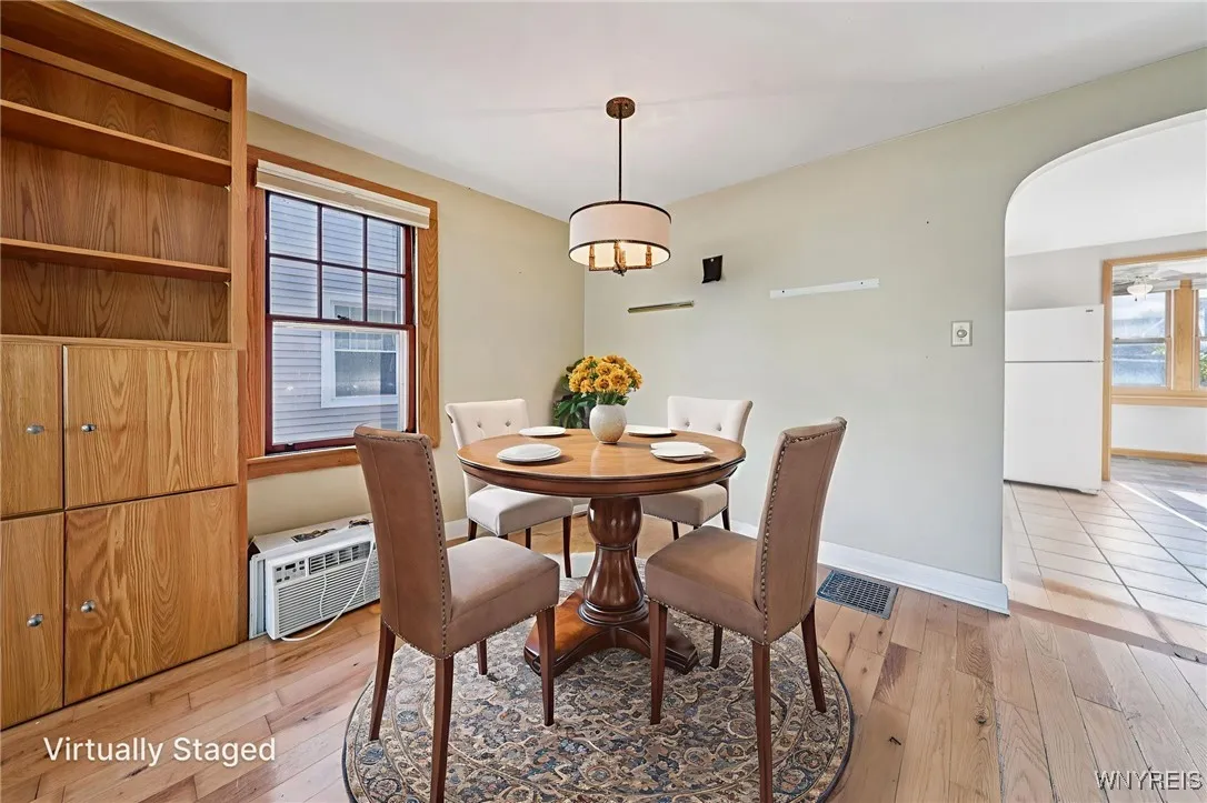 271 Niagara Street, Tonawanda, New York 14150, Tonawanda, New York 14150, 2 Bedrooms Bedrooms, 5 Rooms Rooms,1 BathroomBathrooms,Residential,For Sale,271 Niagara Street, Tonawanda, New York 14150,0,B1647453