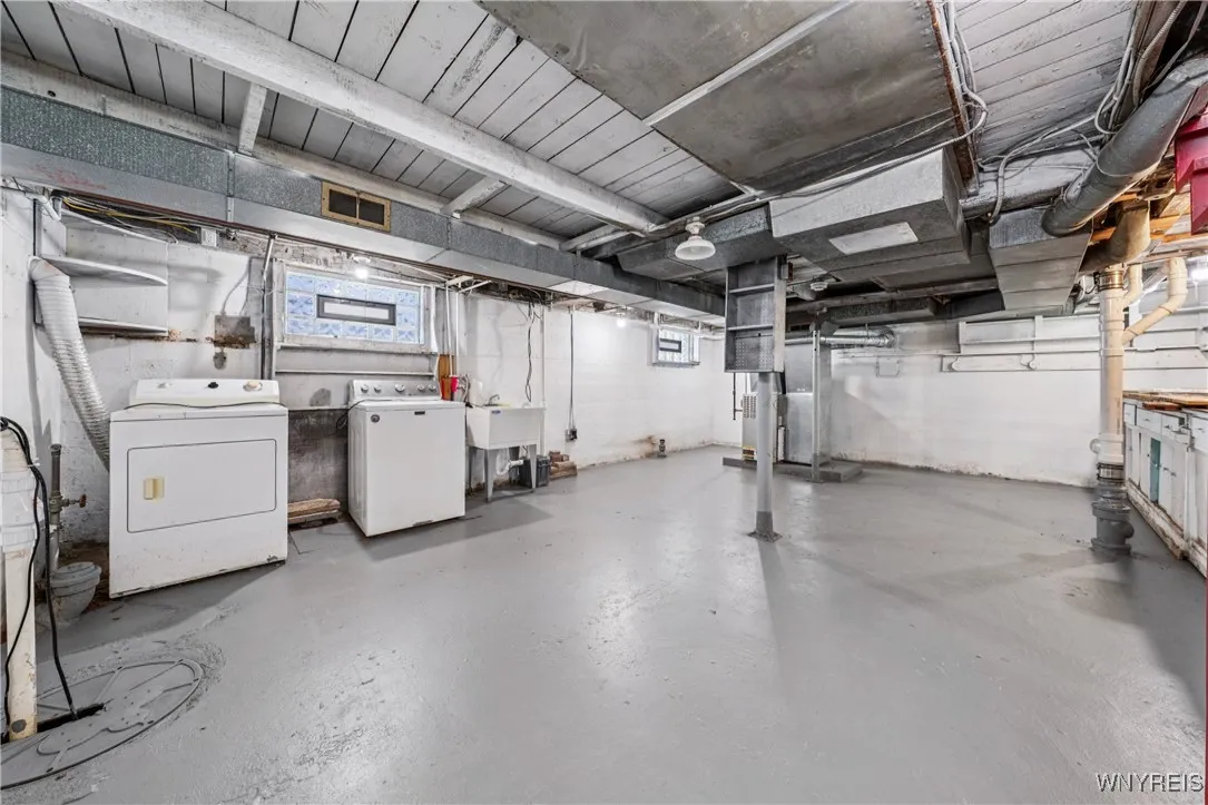 271 Niagara Street, Tonawanda, New York 14150, Tonawanda, New York 14150, 2 Bedrooms Bedrooms, 5 Rooms Rooms,1 BathroomBathrooms,Residential,For Sale,271 Niagara Street, Tonawanda, New York 14150,0,B1647453