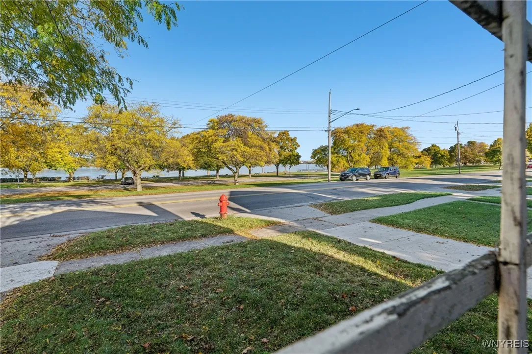 271 Niagara Street, Tonawanda, New York 14150, Tonawanda, New York 14150, 2 Bedrooms Bedrooms, 5 Rooms Rooms,1 BathroomBathrooms,Residential,For Sale,271 Niagara Street, Tonawanda, New York 14150,0,B1647453