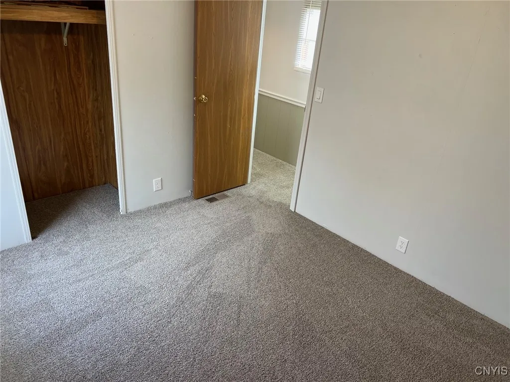 138 Anthony Ln, New Hartford, New York 13323, New Hartford, New York 13323, 2 Bedrooms Bedrooms, 6 Rooms Rooms,1 BathroomBathrooms,Residential,For Sale,138 Anthony Ln, New Hartford, New York 13323,0,S1647450
