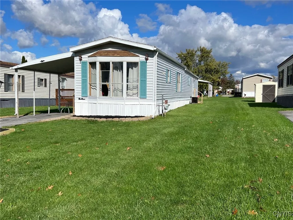 138 Anthony Ln, New Hartford, New York 13323, New Hartford, New York 13323, 2 Bedrooms Bedrooms, 6 Rooms Rooms,1 BathroomBathrooms,Residential,For Sale,138 Anthony Ln, New Hartford, New York 13323,0,S1647450