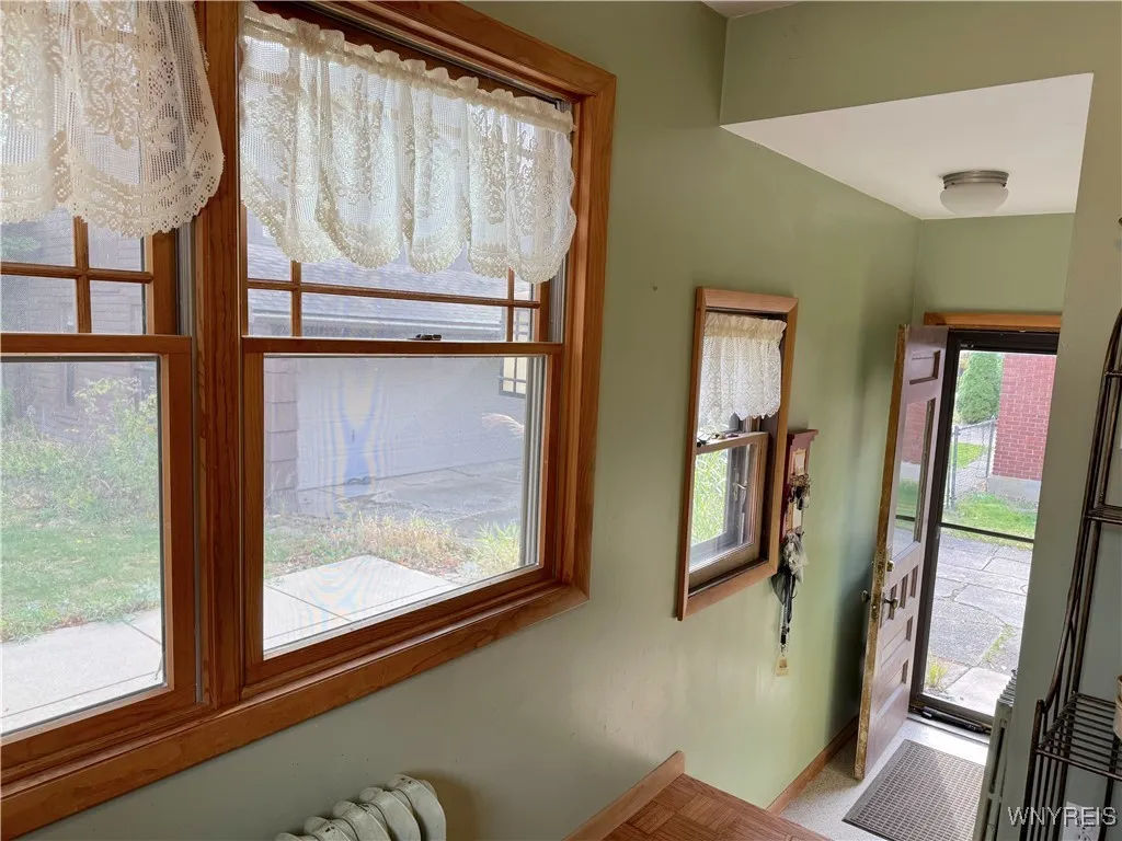 245 Falconer Street, North Tonawanda, New York 141, North Tonawanda, New York 14120, 2 Bedrooms Bedrooms, 7 Rooms Rooms,1 BathroomBathrooms,Residential,For Sale,245 Falconer Street, North Tonawanda, New York 141,0,B1647365