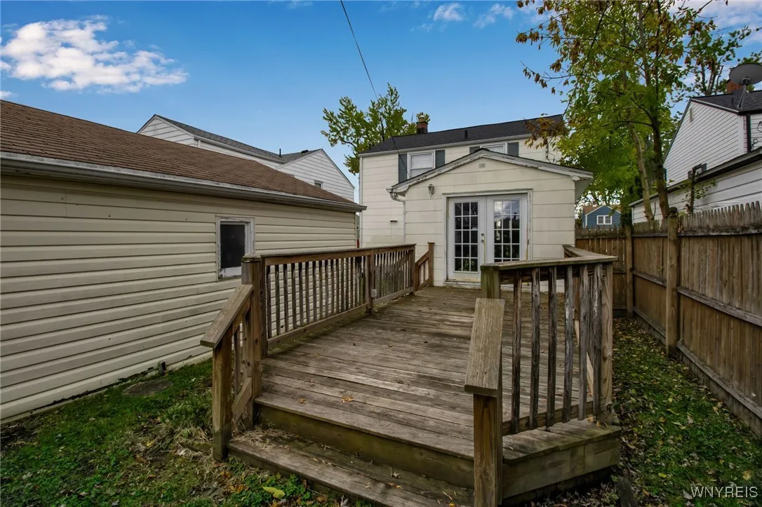 480 Moore Avenue, Tonawanda, New York 14223, Tonawanda, New York 14223, 3 Bedrooms Bedrooms, 6 Rooms Rooms,1 BathroomBathrooms,Residential,For Sale,480 Moore Avenue, Tonawanda, New York 14223,0,B1647469