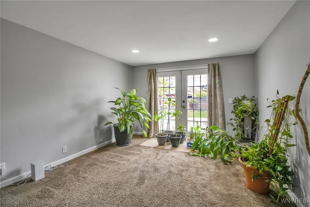 480 Moore Avenue, Tonawanda, New York 14223, Tonawanda, New York 14223, 3 Bedrooms Bedrooms, 6 Rooms Rooms,1 BathroomBathrooms,Residential,For Sale,480 Moore Avenue, Tonawanda, New York 14223,0,B1647469