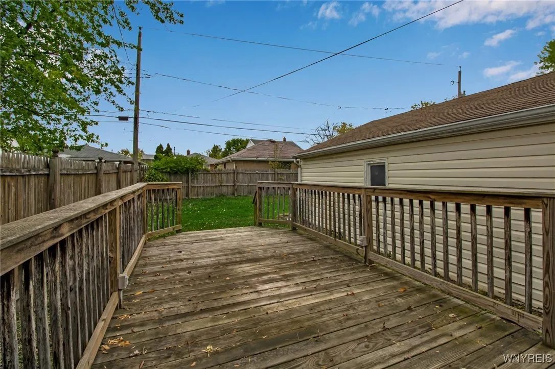 480 Moore Avenue, Tonawanda, New York 14223, Tonawanda, New York 14223, 3 Bedrooms Bedrooms, 6 Rooms Rooms,1 BathroomBathrooms,Residential,For Sale,480 Moore Avenue, Tonawanda, New York 14223,0,B1647469