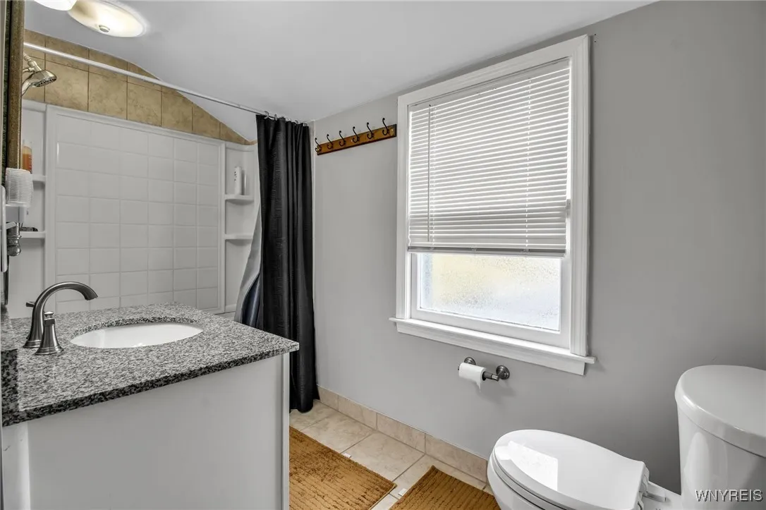 480 Moore Avenue, Tonawanda, New York 14223, Tonawanda, New York 14223, 3 Bedrooms Bedrooms, 6 Rooms Rooms,1 BathroomBathrooms,Residential,For Sale,480 Moore Avenue, Tonawanda, New York 14223,0,B1647469