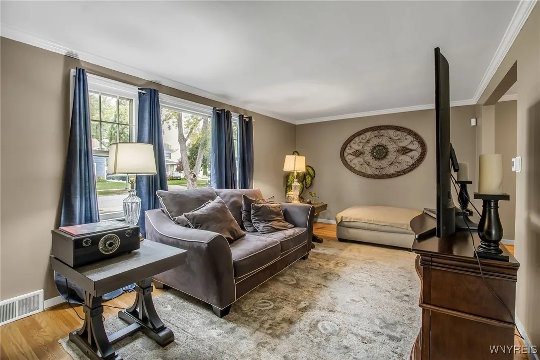 480 Moore Avenue, Tonawanda, New York 14223, Tonawanda, New York 14223, 3 Bedrooms Bedrooms, 6 Rooms Rooms,1 BathroomBathrooms,Residential,For Sale,480 Moore Avenue, Tonawanda, New York 14223,0,B1647469