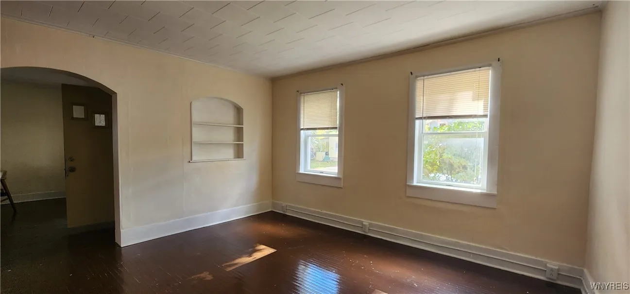 258 Grand Street, Lockport City, New York 14094, Lockport City, New York 14094, 2 Bedrooms Bedrooms, 5 Rooms Rooms,1 BathroomBathrooms,Residential,For Sale,258 Grand Street, Lockport City, New York 14094,0,B1645100