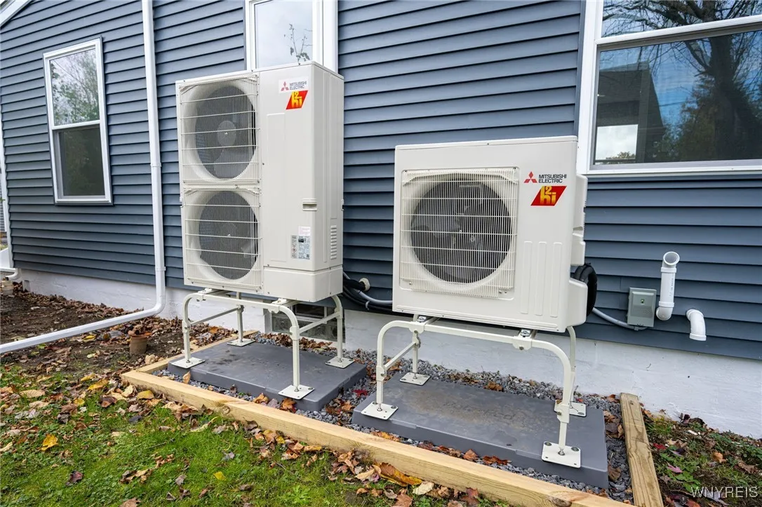 5683 Dover Road, Hamburg, New York 14085, Hamburg, New York 14085, 5 Bedrooms Bedrooms, 8 Rooms Rooms,2 BathroomsBathrooms,Residential,For Sale,5683 Dover Road, Hamburg, New York 14085,0,B1645703